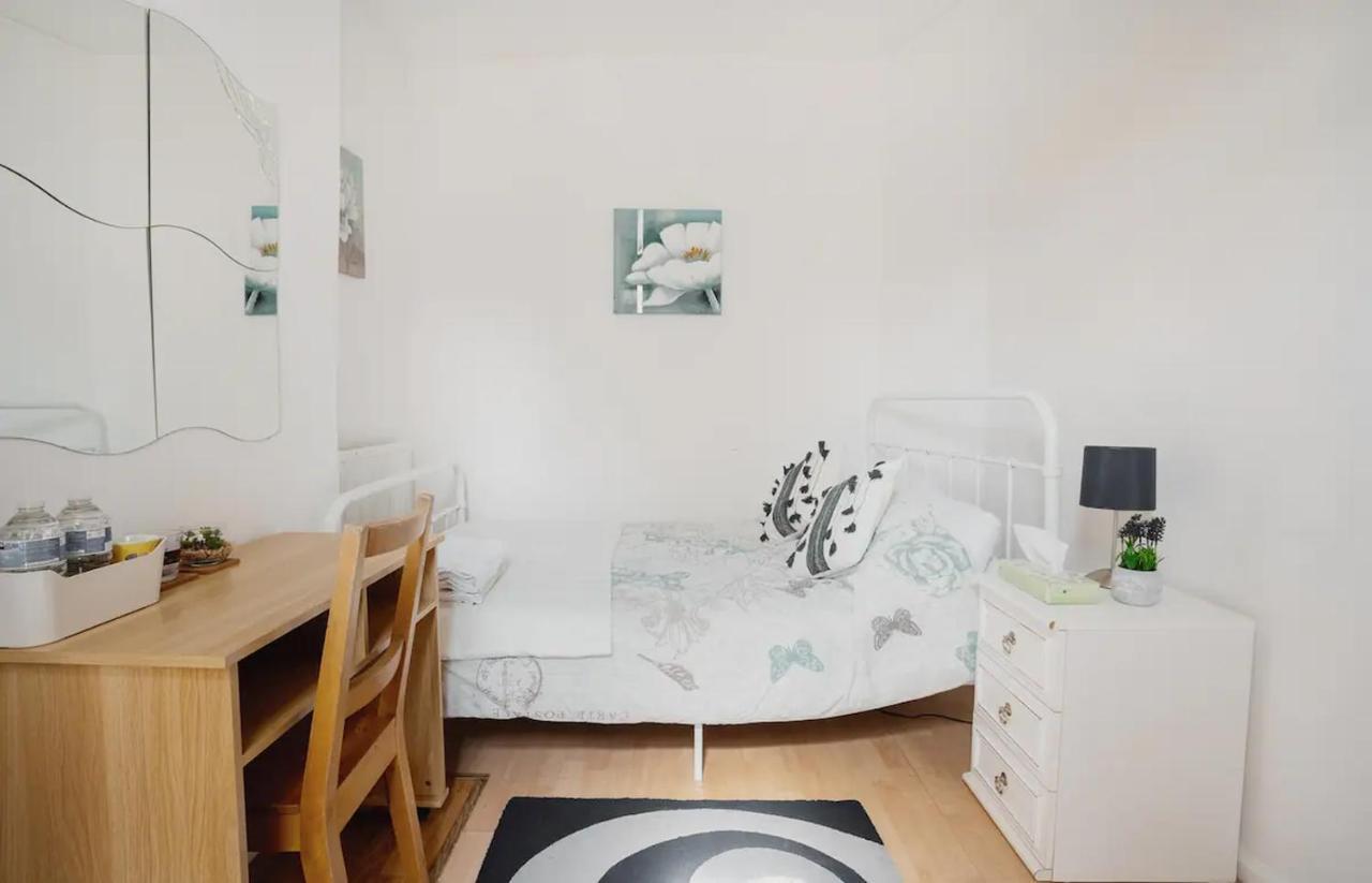 Homestay Near Tottenham Hotspur Stadium London Eksteriør bilde