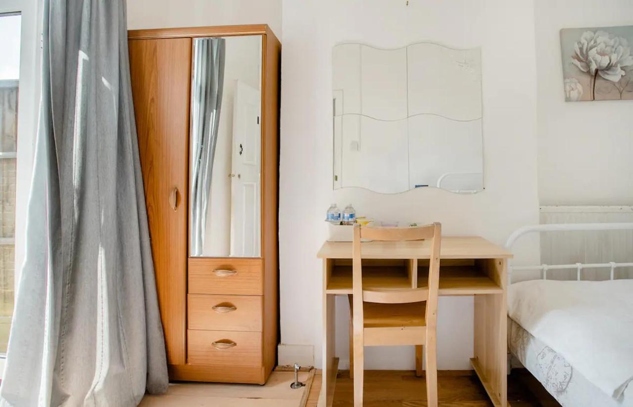 Homestay Near Tottenham Hotspur Stadium London Eksteriør bilde